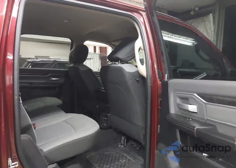 2020 Ram 2500 Big Horn 4X4 6'4 Box z USA, uszkodzony, nr VIN 3C6UR5DJ2LG297285